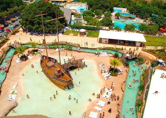 Piazza Diroma Com Acesso Ao Acqua Park E Splash - Temporada Cn Adriele